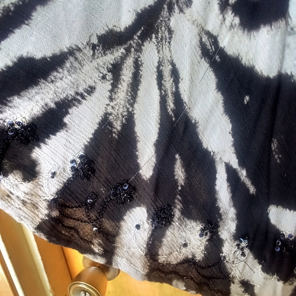 Greater Good Beaded Tie Dye Sheer Blouse Size 1X/2X - Picture 7 of 11